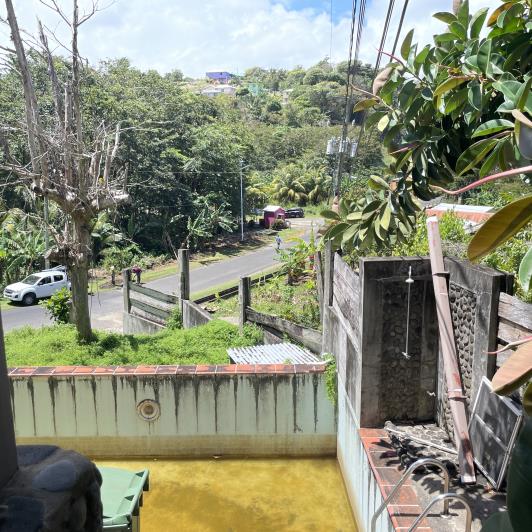 Image No.15-Commercial de 6 chambres à vendre à Calibishie