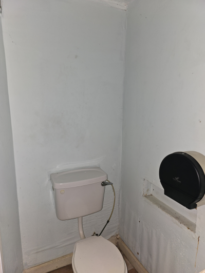 Image No.14-Commercial à vendre à Dominique