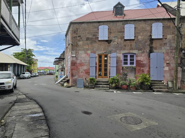 Image No.31-Commercial à vendre à Dominique