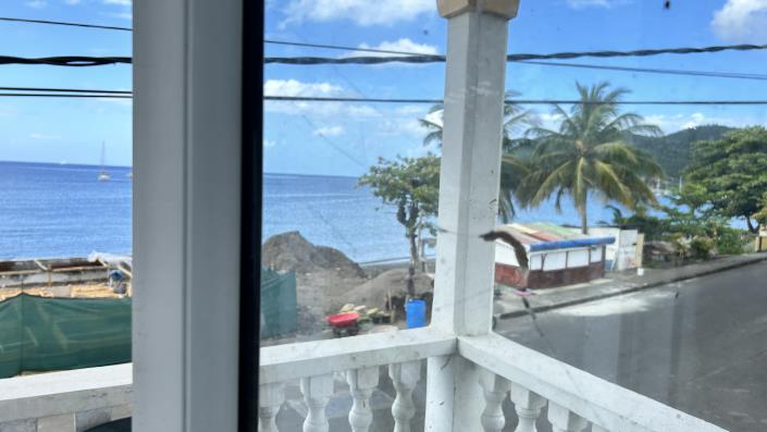 Image No.5-Commercial de 4 chambres à vendre à Dominique