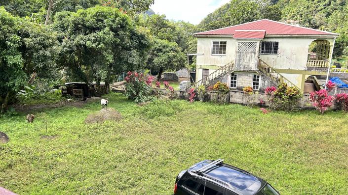 Image No.6-Maison de 4 chambres à vendre à Dominique