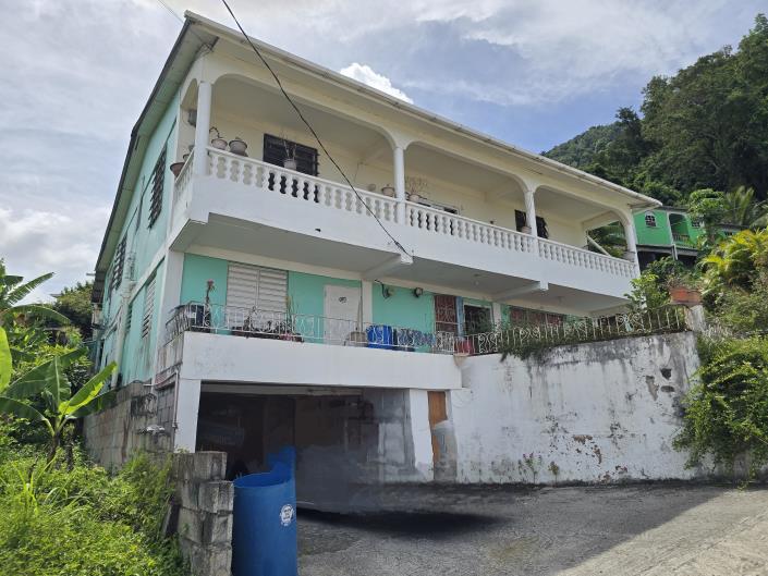 Image No.5-Maison de 6 chambres à vendre à Dominique