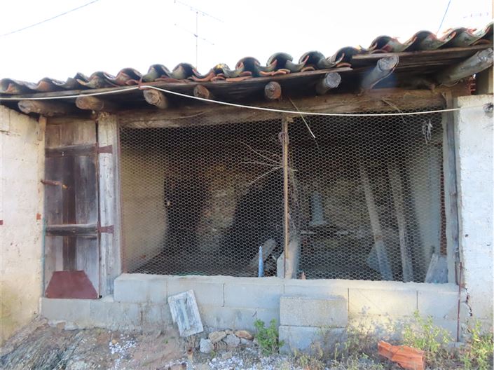 Image No.16-6 Bed Property for sale