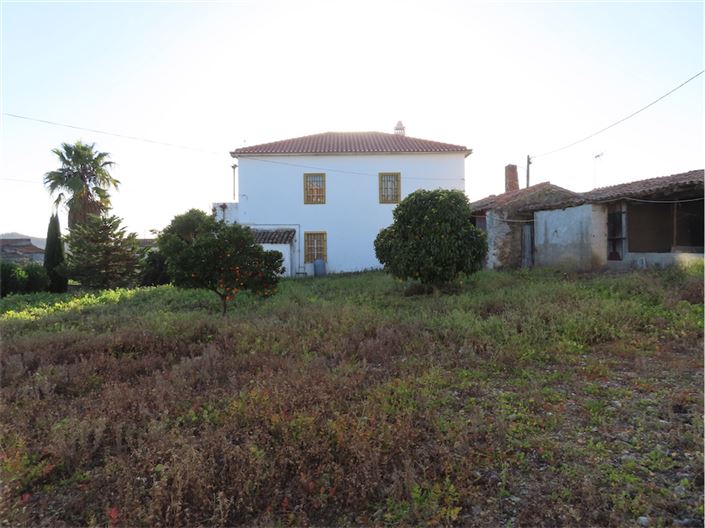 Image No.20-6 Bed Property for sale