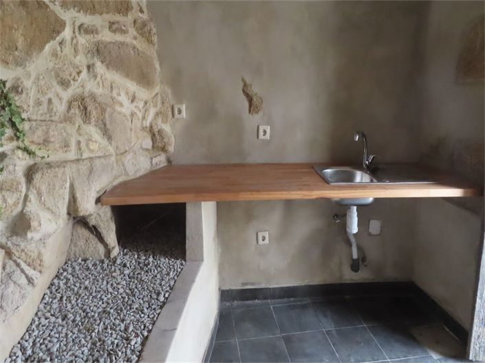 Image No.30-3 Bed Property for sale