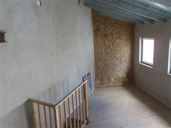 Image No.9-3 Bed Property for sale