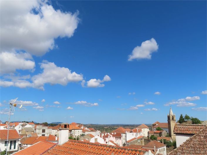 Image No.27-3 Bed Property for sale