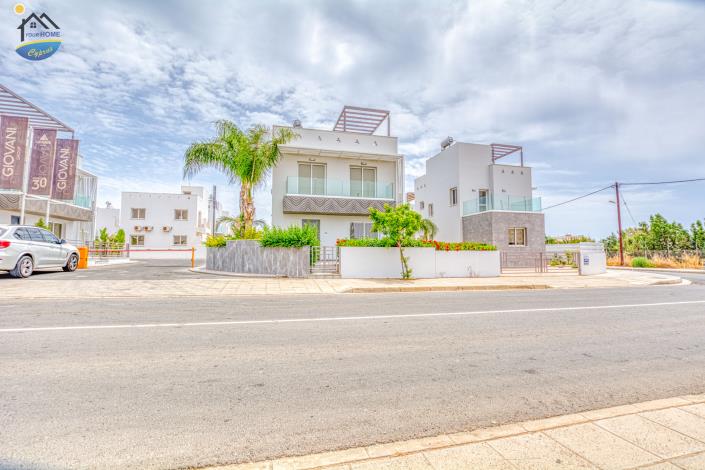 Image No.7-3 Bed Villa for sale