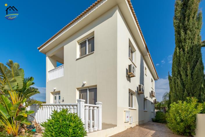 Image No.10-3 Bed Villa for sale