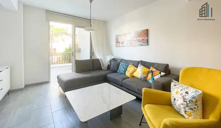 Image No.10-2 Bed Apartment for sale