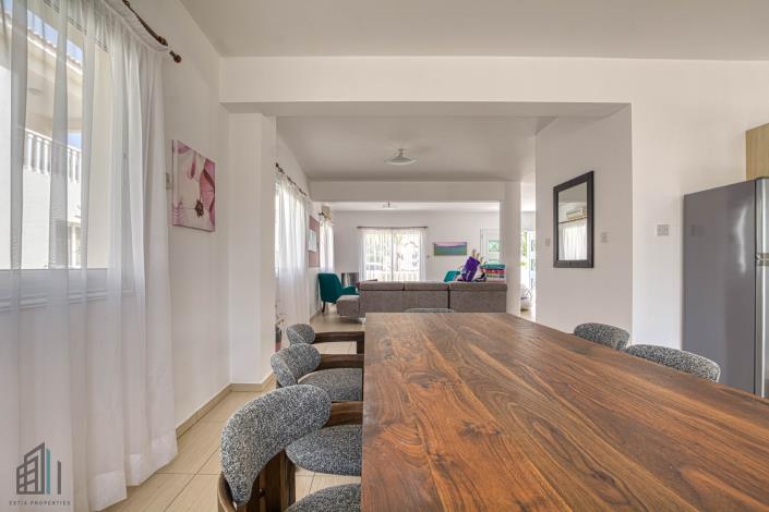 Image No.17-3 Bed Villa for sale