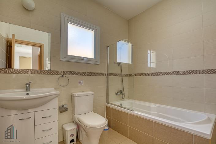 Image No.28-3 Bed Villa for sale