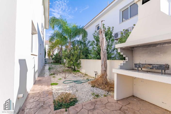 Image No.11-3 Bed Villa for sale