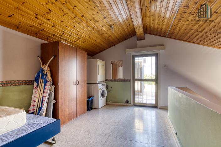 Image No.14-3 Bed Villa for sale