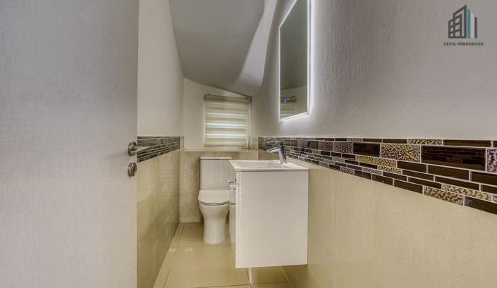 Image No.8-4 Bed Villa for sale