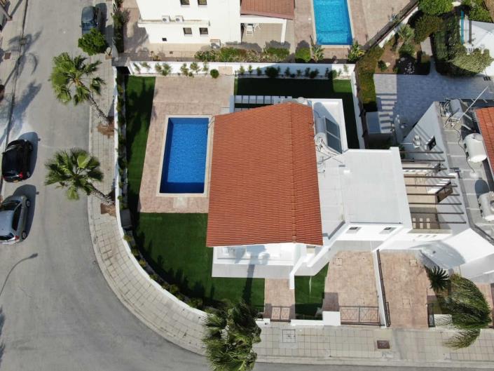 Image No.5-4 Bed Villa for sale