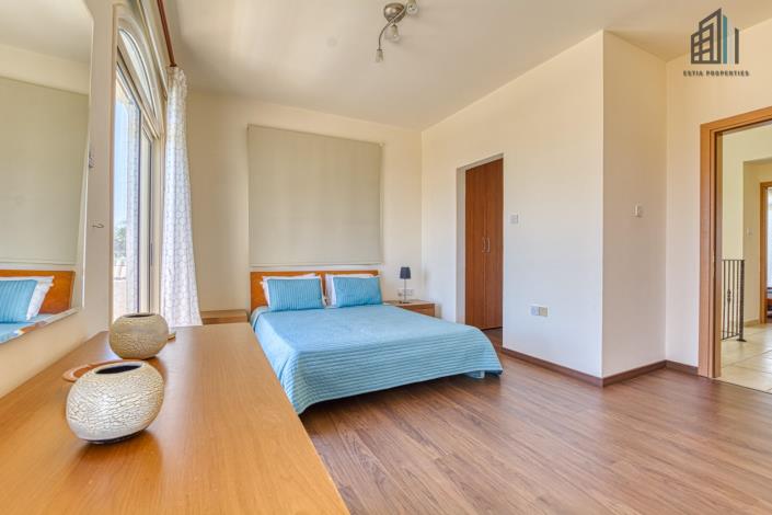 Image No.25-3 Bed Villa for sale