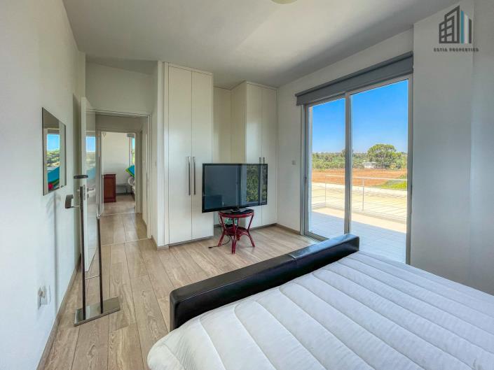 Image No.8-5 Bed Villa for sale