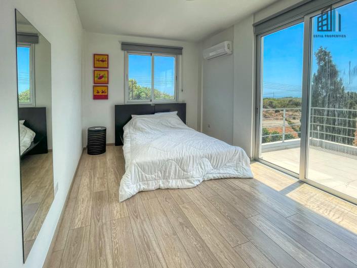 Image No.11-5 Bed Villa for sale