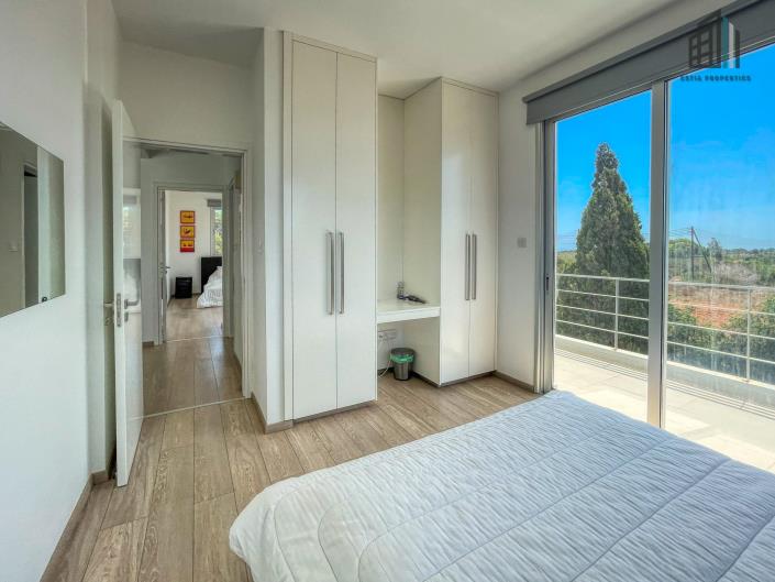 Image No.17-5 Bed Villa for sale