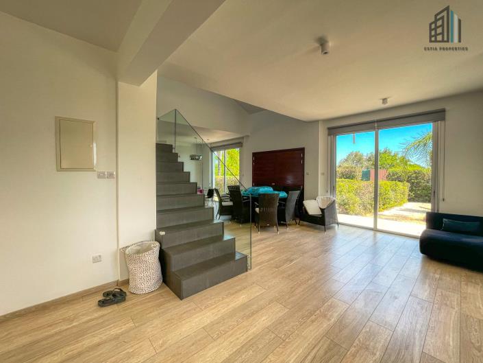 Image No.20-5 Bed Villa for sale