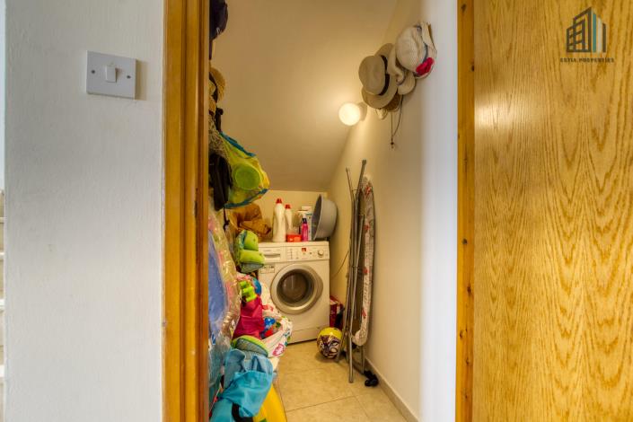 Image No.11-4 Bed Villa for sale