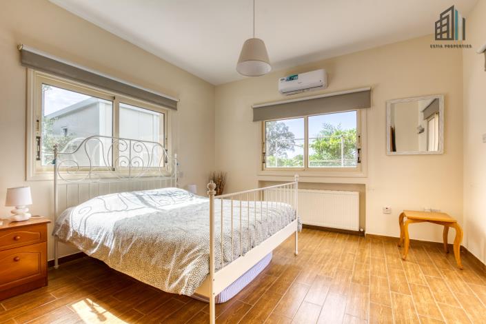 Image No.13-4 Bed Villa for sale