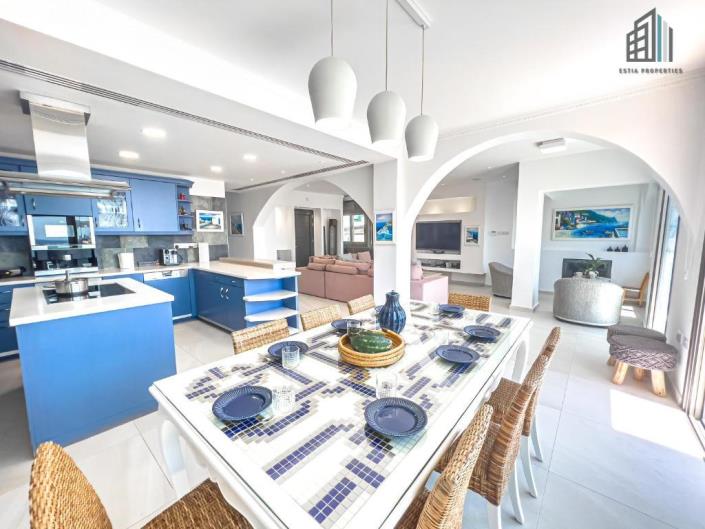 Image No.15-5 Bed Villa for sale