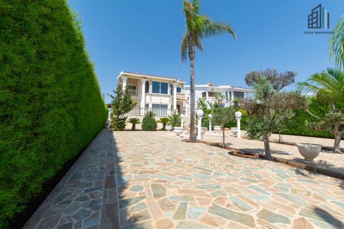 Image No.21-4 Bed Villa for sale