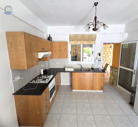 Image No.11-2 Bed House for sale