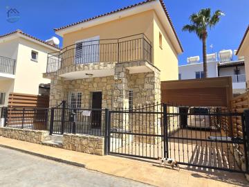 c51035fd-5065-41d3-99f6-0bd306b9e635