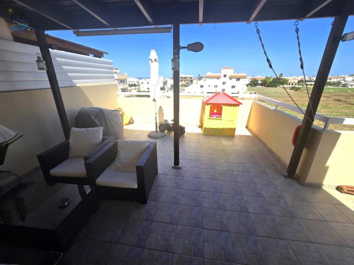 Image No.2-Appartement de 2 chambres à vendre à Paralimni