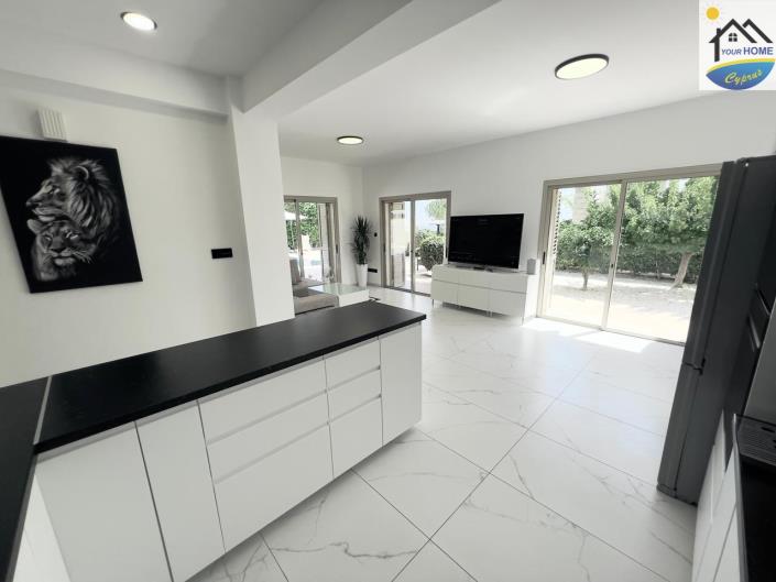 Image No.8-Villa / Détaché de 3 chambres à vendre à Peyia