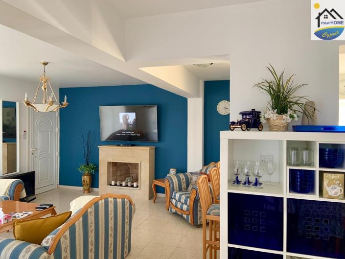 Image No.12-4 Bed Villa / Detached for sale