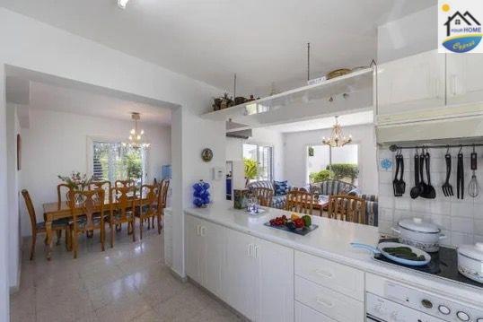 Image No.7-4 Bed Villa / Detached for sale