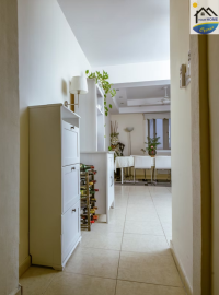 Screenshot-2025-10-16-094919