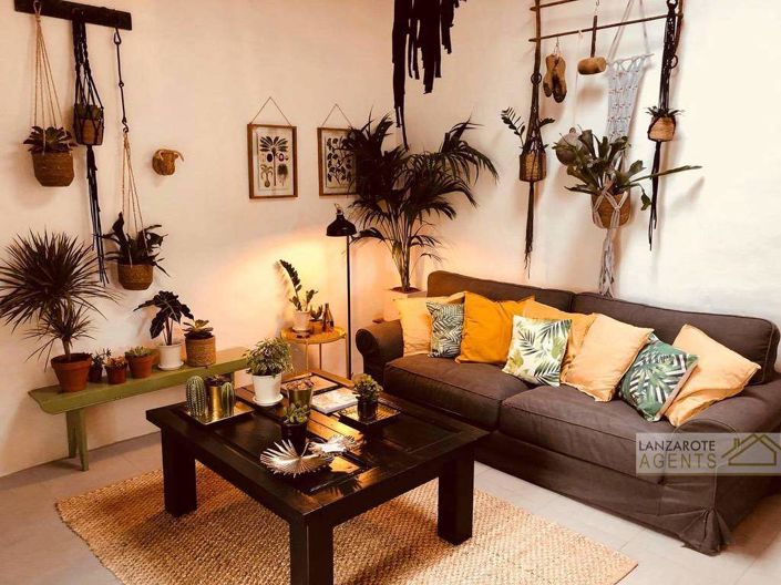 Image No.9-6 Bed Villa for sale