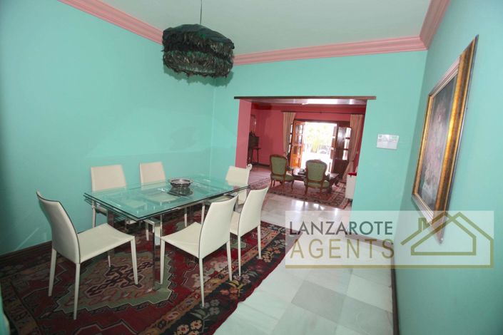 Image No.7-5 Bed Villa for sale