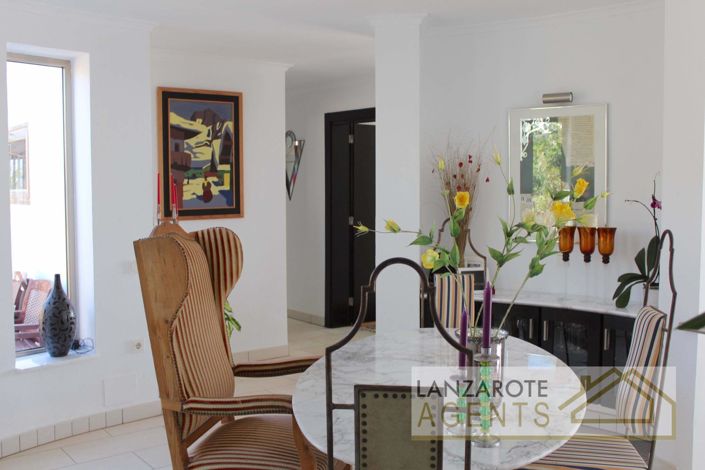 Image No.4-5 Bed Villa for sale