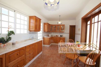 a4431d03-cf4e-e692-916e-8abe3893a84a