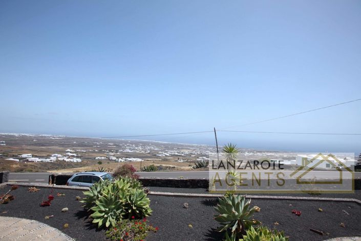 Image No.21-3 Bed Villa for sale