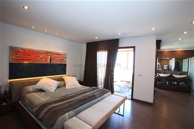 0e588edf-2d65-f822-6fc2-f86710d99586