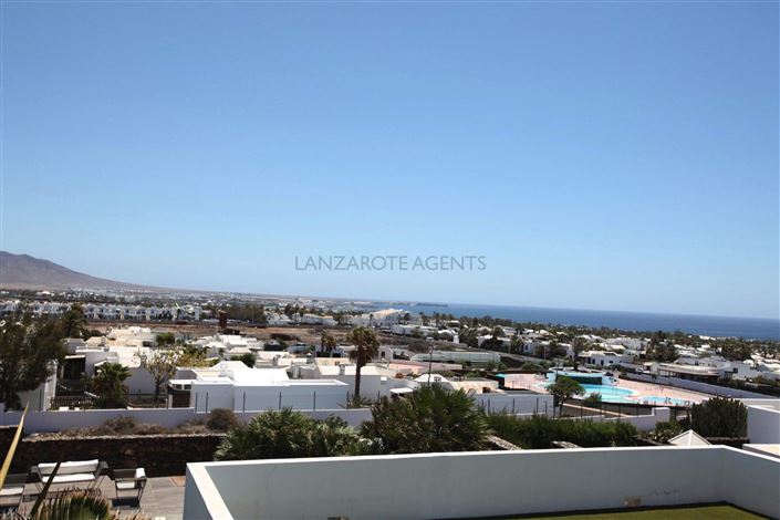 Image No.2-Villa de 5 chambres à vendre à Playa Blanca