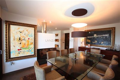 366b71e4-79d1-adff-1125-0571b6a44c5f