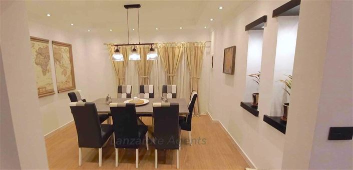 Image No.7-Villa de 4 chambres à vendre à Playa Blanca