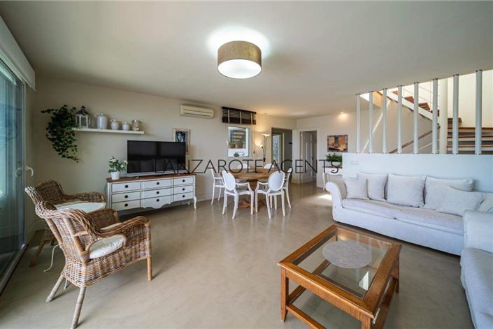 Image No.3-Villa de 4 chambres à vendre à Puerto Calero