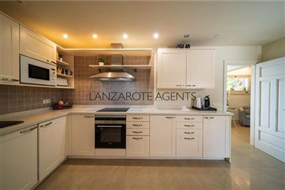 e8bc51b9-b4b3-23a0-c67c-3f27ac079f44