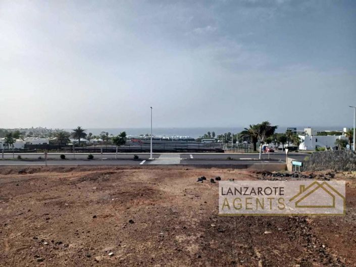 Image No.2-Villa for sale