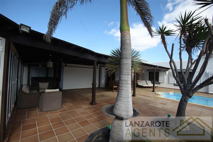 Image No.17-3 Bed Villa for sale