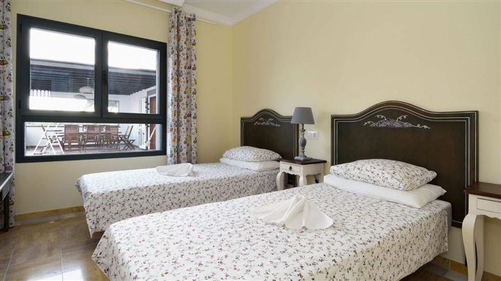 Image No.10-3 Bed Villa for sale